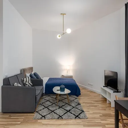 Modern Next To Jrt *