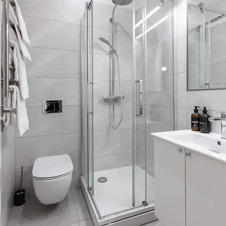 Διαμέρισμα Modern Next To Jrt *